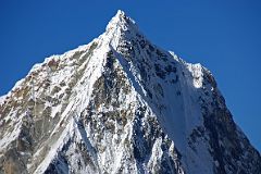 Kongma La 08 Cholatse Close Up